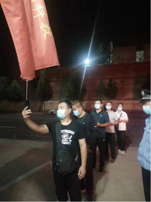 同心戰(zhàn)“疫”，守護(hù)月圓——安彩高科打響疫情防控和安全生產(chǎn)“雙線戰(zhàn)疫”