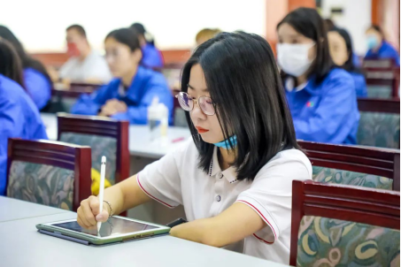 小小寫作課，生發(fā)大能量