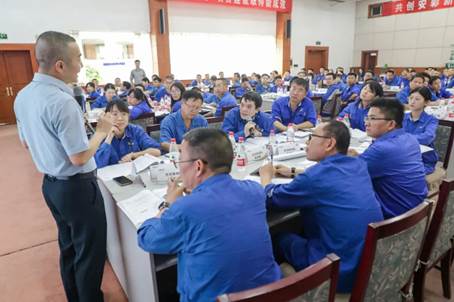 挑戰(zhàn)降本至高點(diǎn)，實(shí)現(xiàn)增效新里程——安彩高科開展降本增效專題培訓(xùn)活動(dòng)
